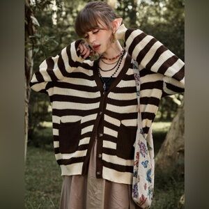 Romwe brown and cream oversized cardigan w/ tortoiseshell buttons. Size L